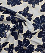 Tissu satin bleu fleuris gofuku by Penelope 1